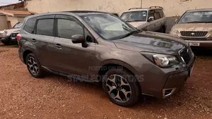 Subaru Forester 2.0XT Premium AWD 2016 Gold