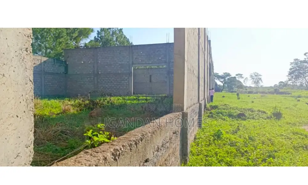 6 Acres of Land in Dokolo With Incomplete Warehouse