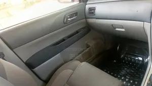 Subaru Forester 2005 Silver