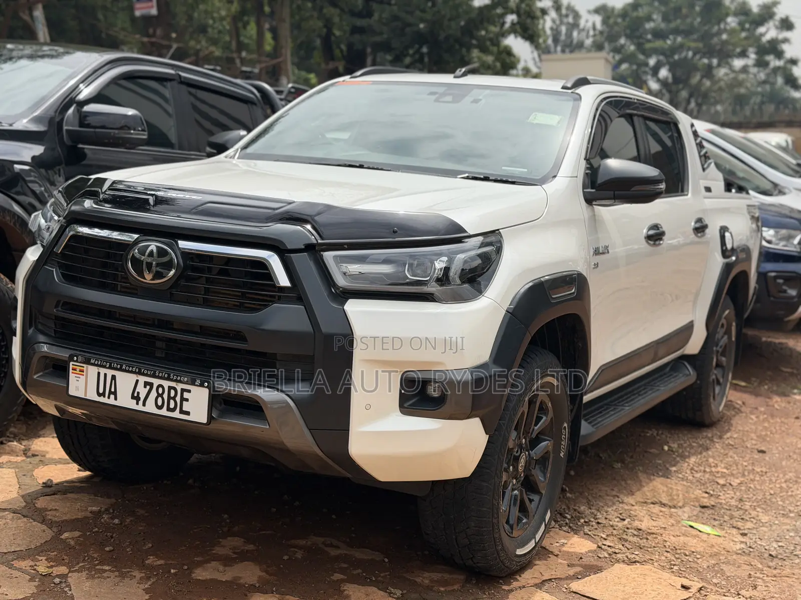 Toyota Hilux 2020 White
