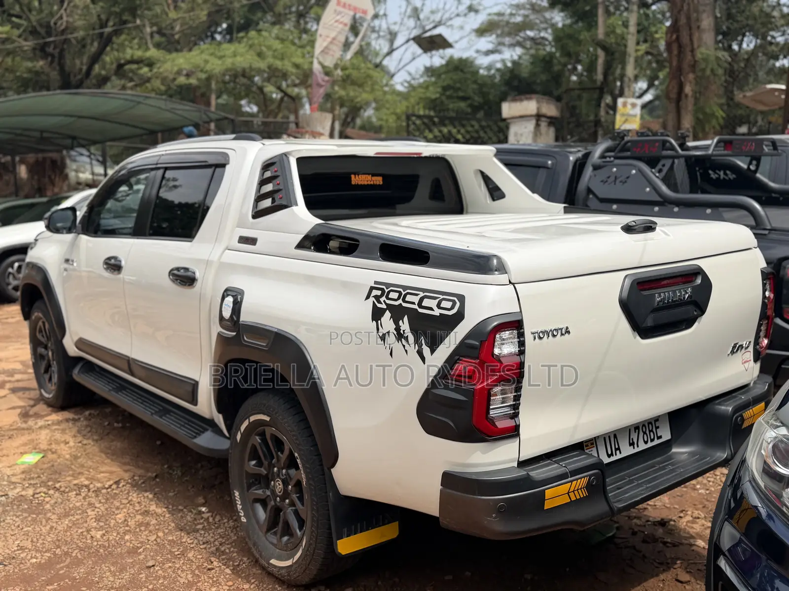 Toyota Hilux 2020 White