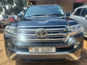 Toyota Land Cruiser 2016 Black