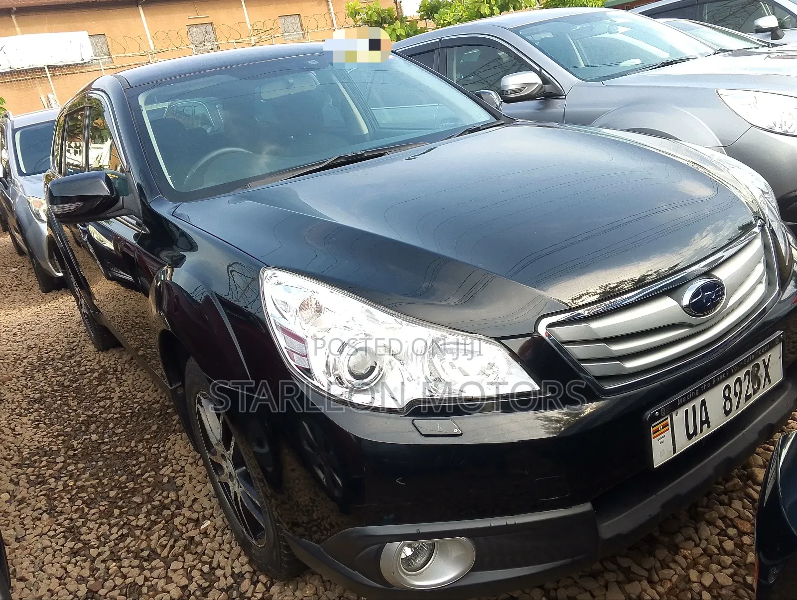 Subaru Outback 2.5i Premium 2010 Black