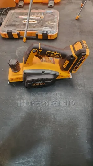 Ingco 20v Cordless Planer 82mm Crli20401