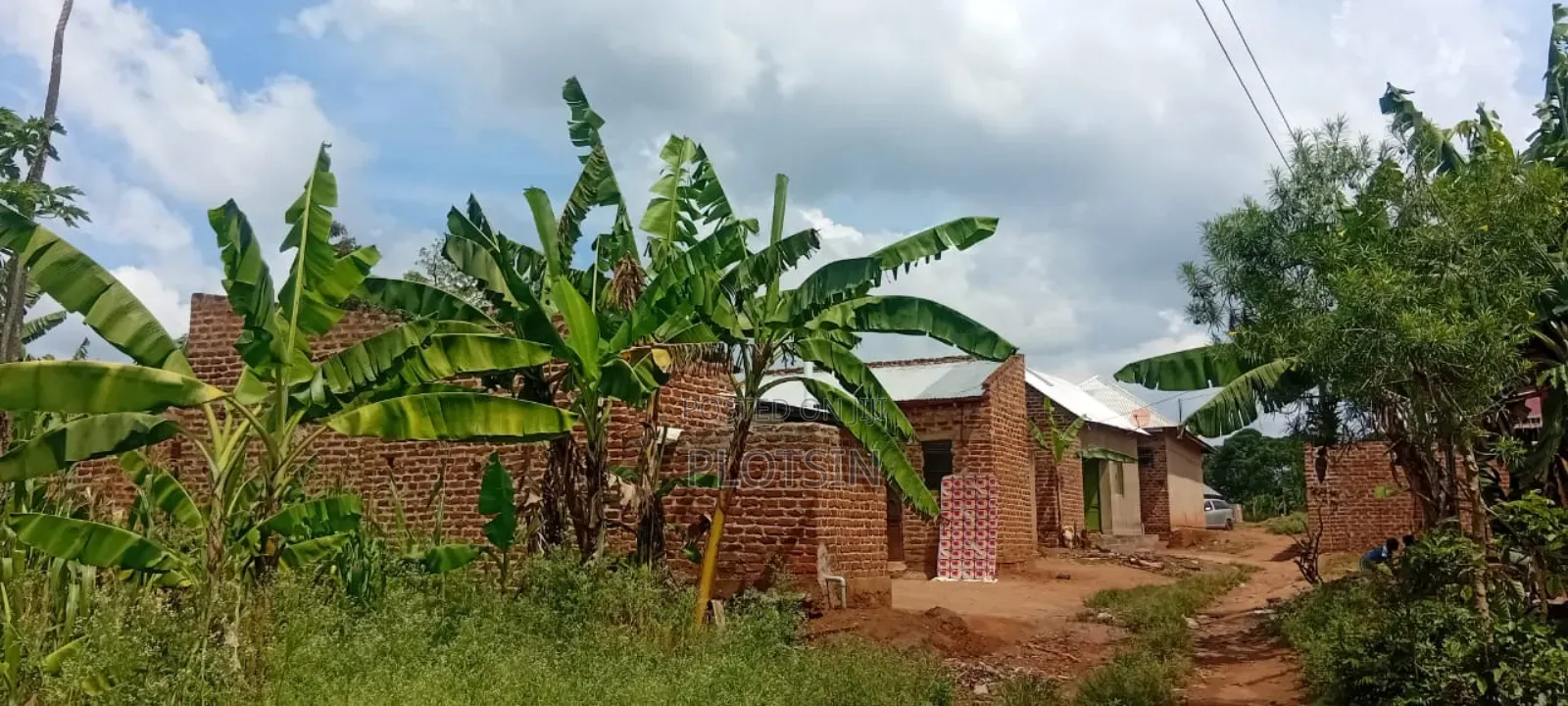 40x50ft Plot for Sale Bugabwe, Opposite Mt. Zion High School. Ugx 8m