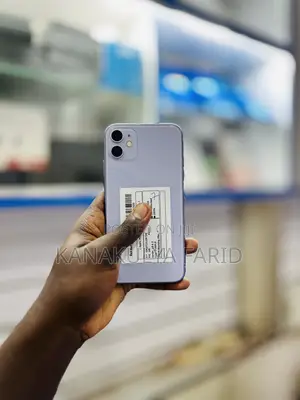 New Apple iPhone 11 64 GB Purple