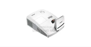 Vivitek Dw770ust Ultra Short Throw Projector – 3500 Lumens Wxga
