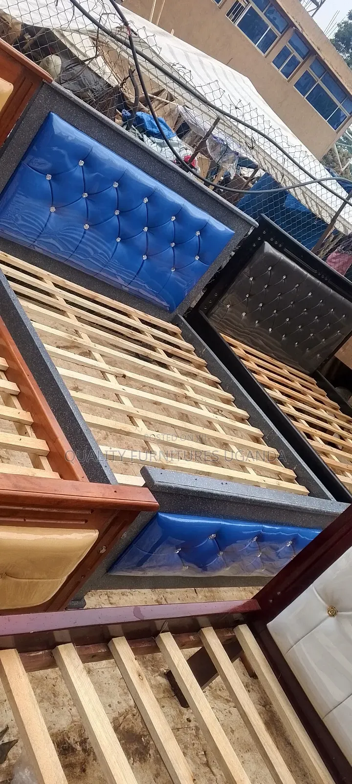 5*6 Blue Colored Bed
