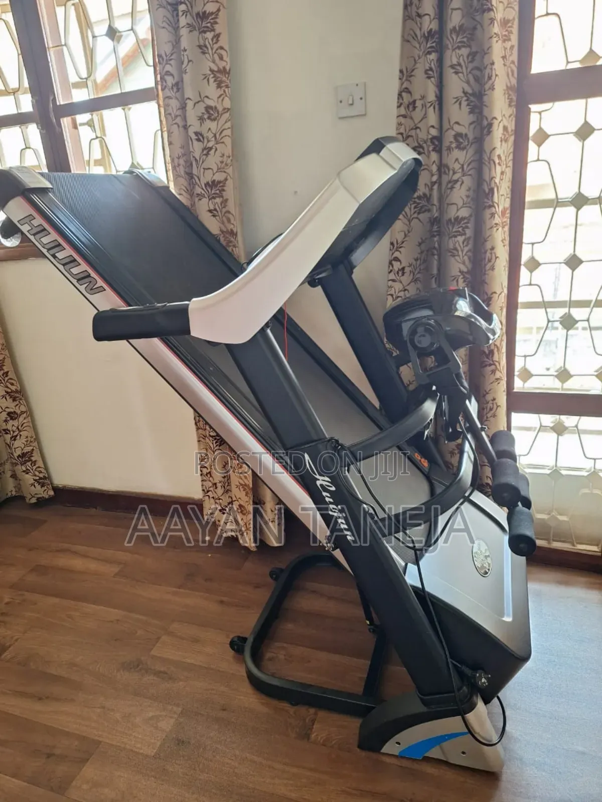 Huijun Smart Treadmill With Smart Android Display