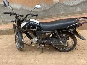 Yamaha Crux 2020 Black
