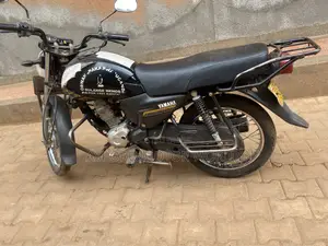 Yamaha Crux 2020 Black