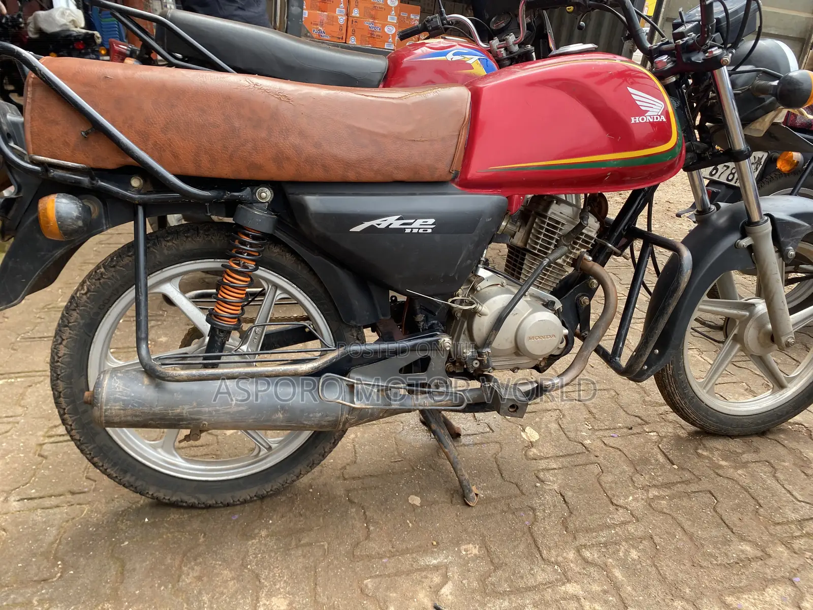 Honda XL 125 2023 Red