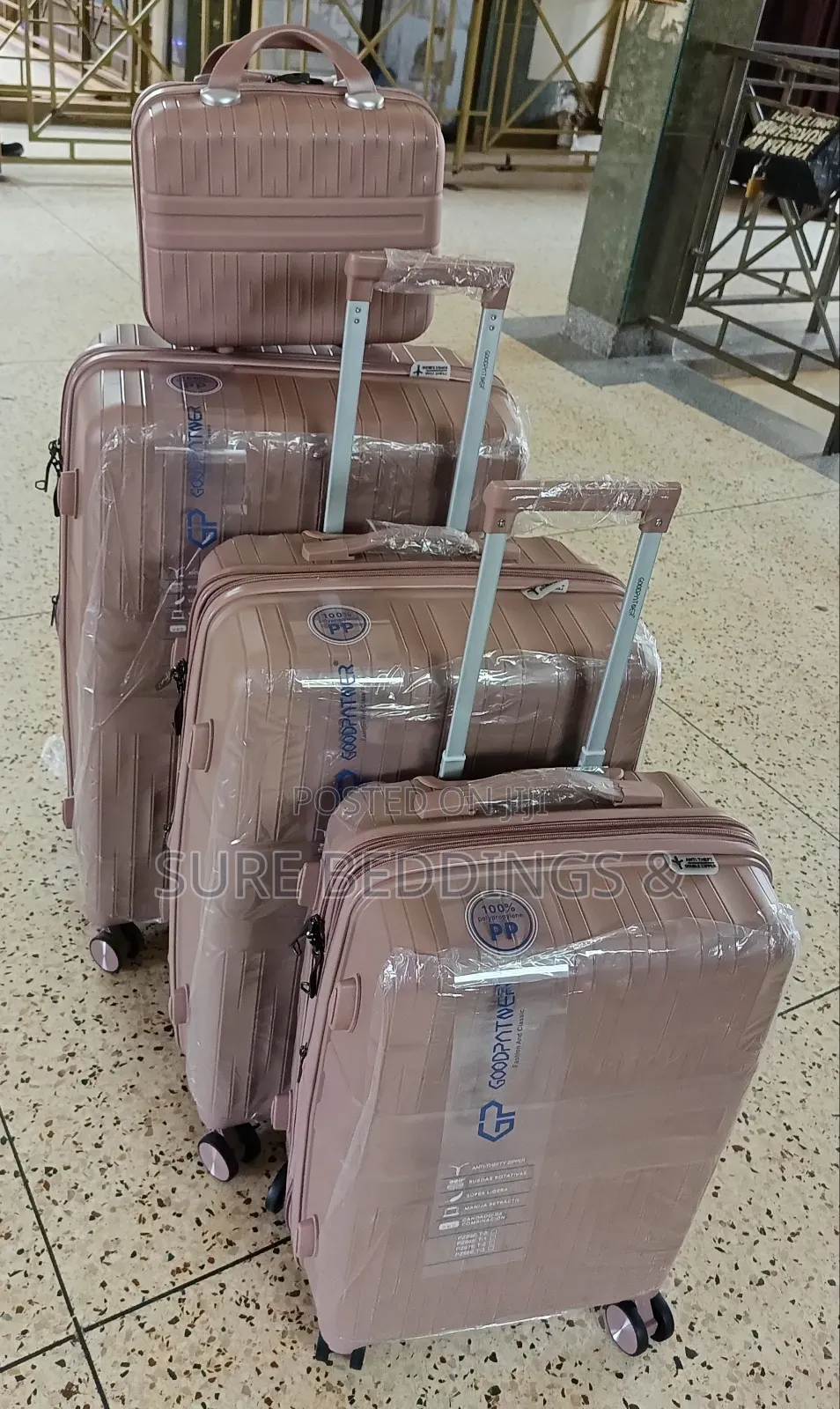 4 Pieces Double Zip Suitcases