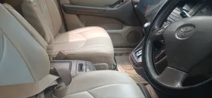 Toyota Harrier 2001 Gold