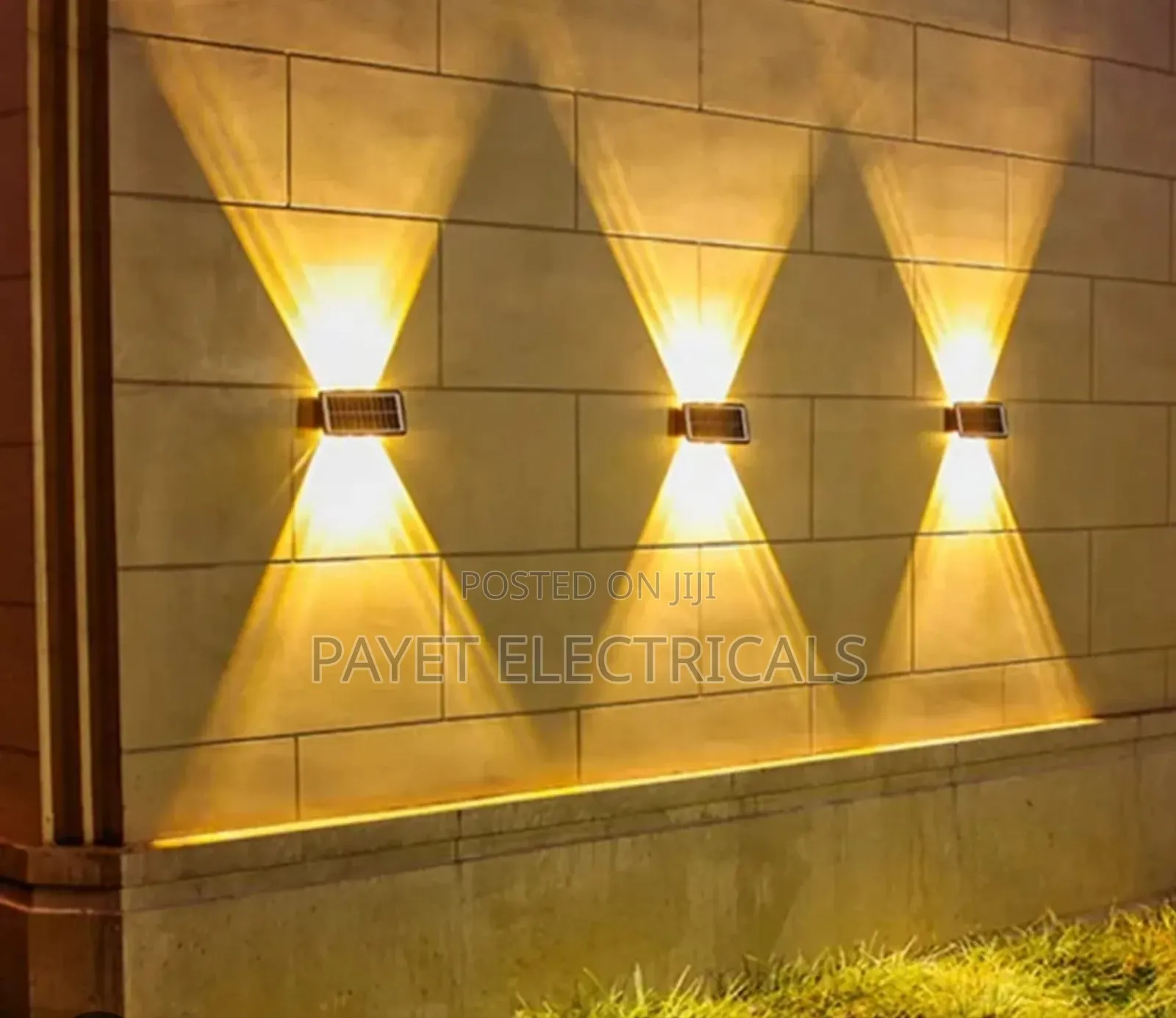 Simple Solar Wall Light for 3eye Up and Down