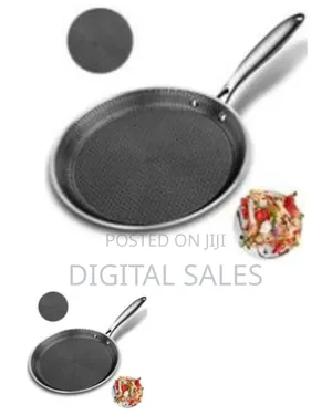 Textured Non-Stick Frying Pan / Skillet