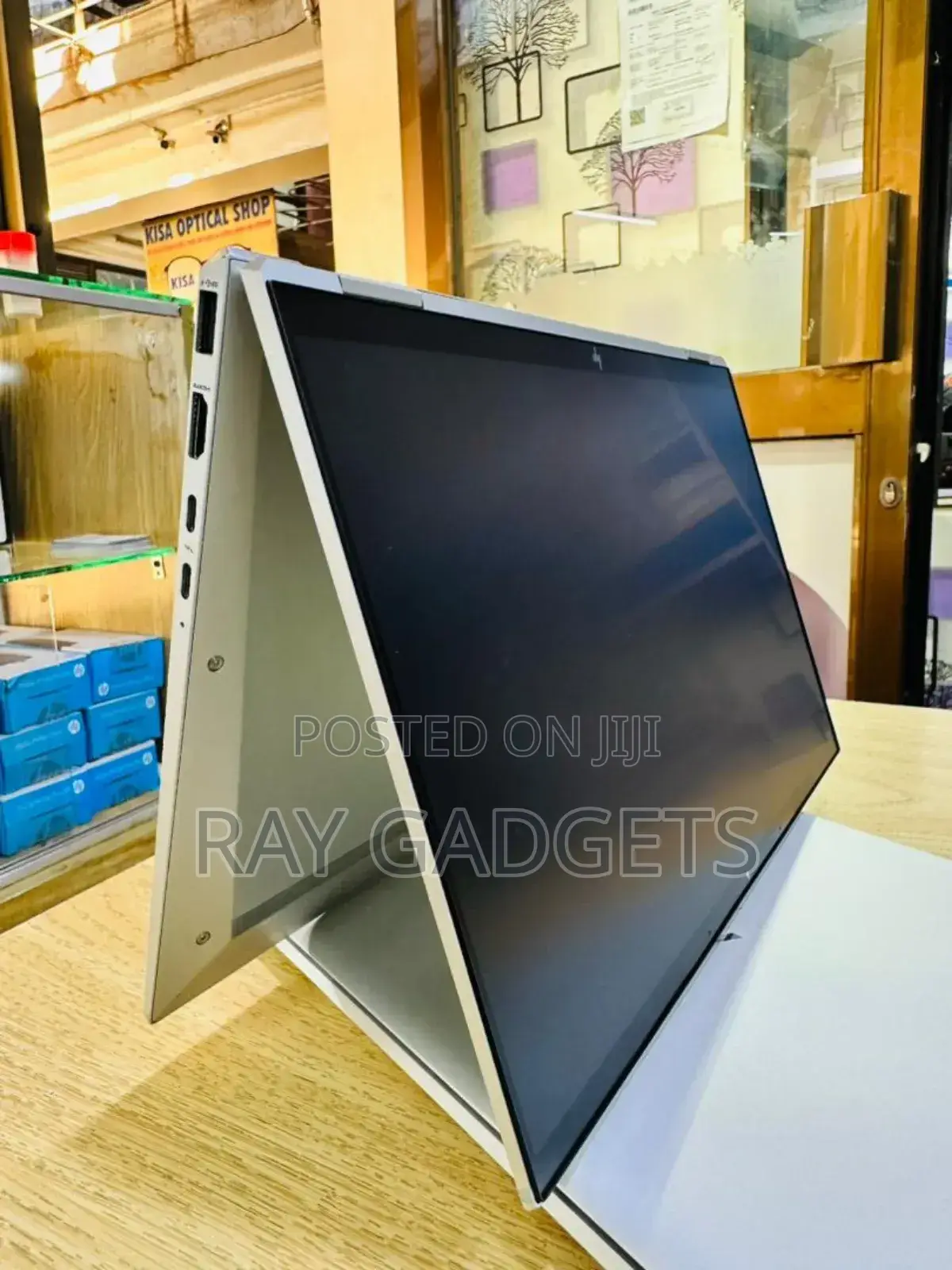 New Laptop HP Elite Dragonfly X360 11th Gen 8GB Intel Core I5 SSD 256GB