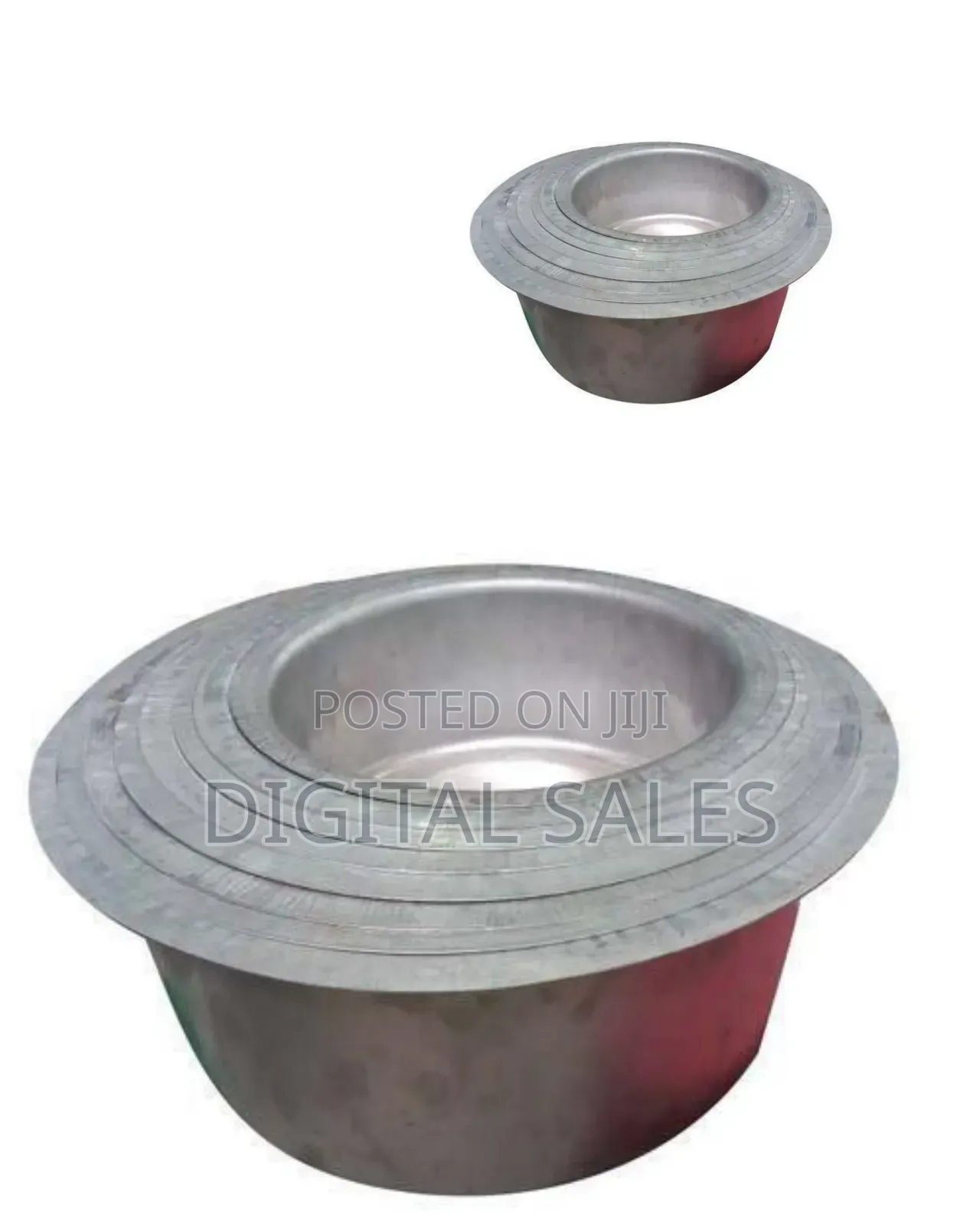 8 Piece Set of Aluminum Saucepans