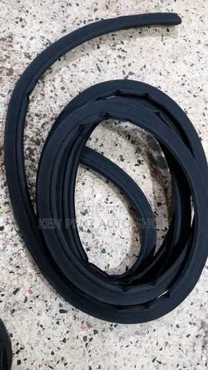 Hiace Drone Boot Door Rubber