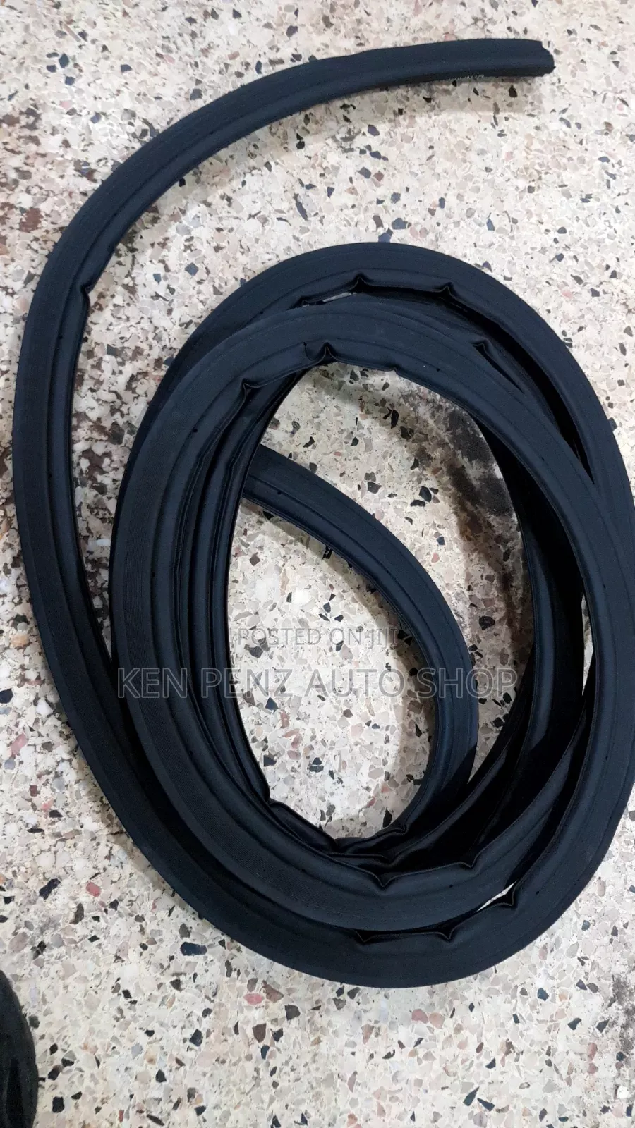 Hiace Drone Boot Door Rubber