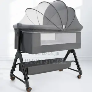 Modern Bedside Baby Crib/Co-Sleeper