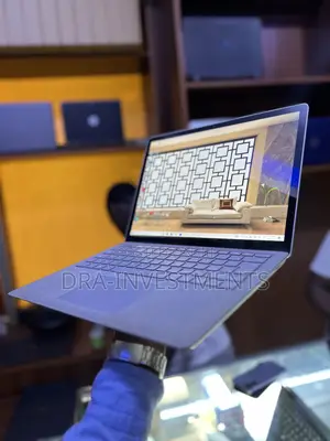 Laptop Microsoft Surface Laptop 2 8GB Intel Core I5 SSD 256GB