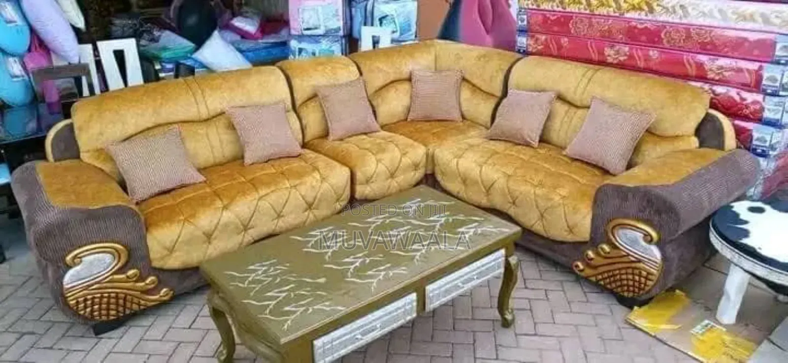 Vic Mensa L Sofa Set