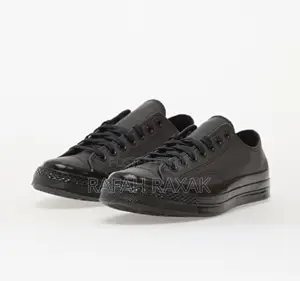 Triple Black Leather All-star Converse Chuck Taylor 70 Low Sneakers