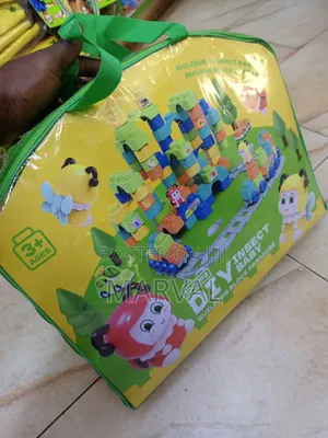 100pcs Diy Insect Baby Building Block Paradise" Toy Set.