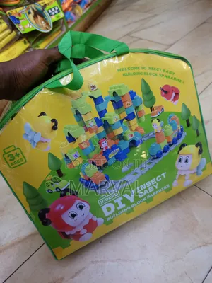 100pcs Diy Insect Baby Building Block Paradise" Toy Set.