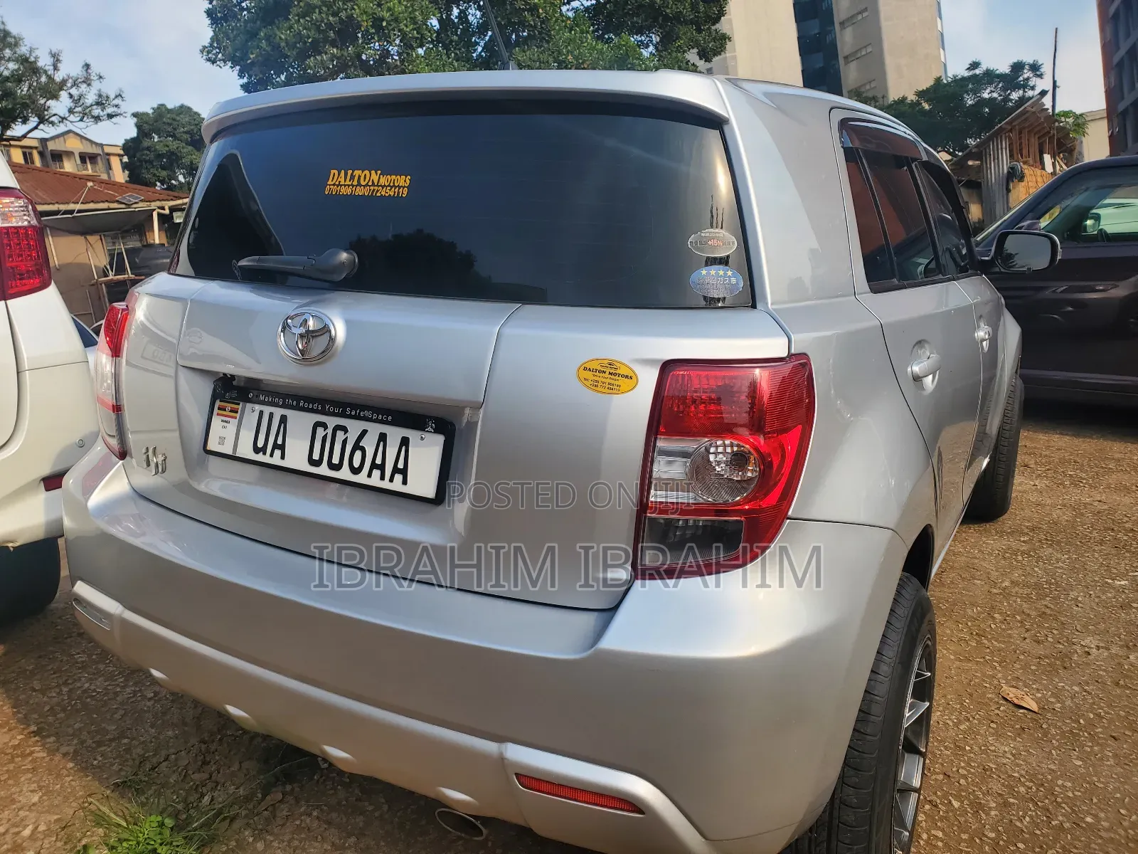 Toyota IST 2010 Silver
