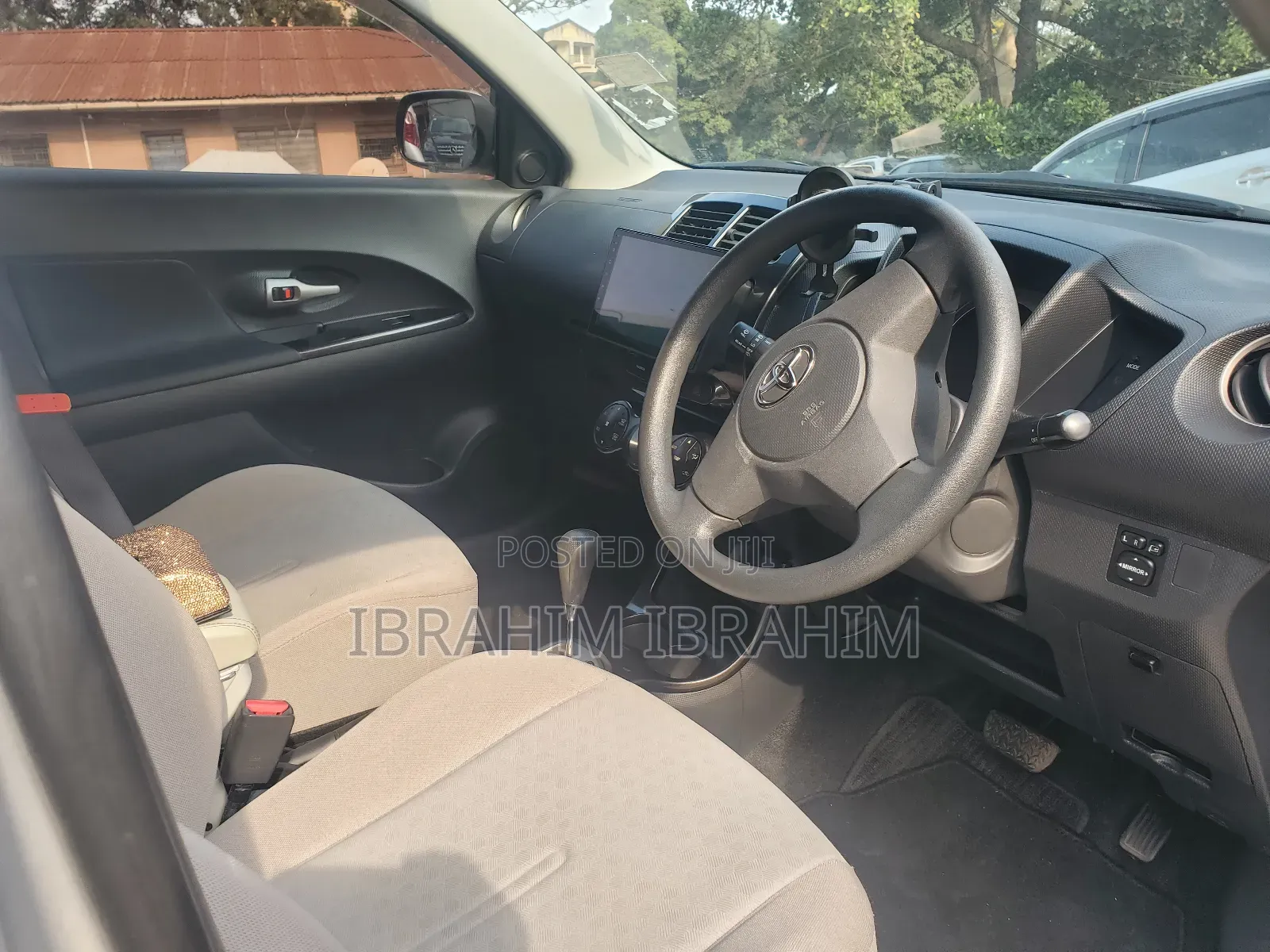 Toyota IST 2010 Silver