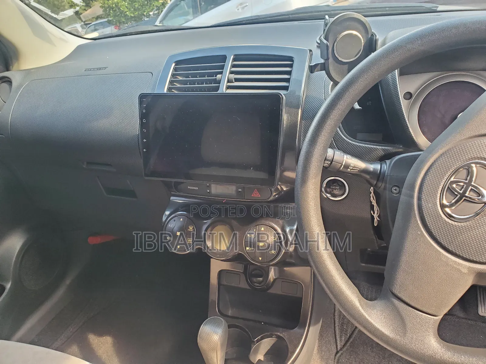 Toyota IST 2010 Silver