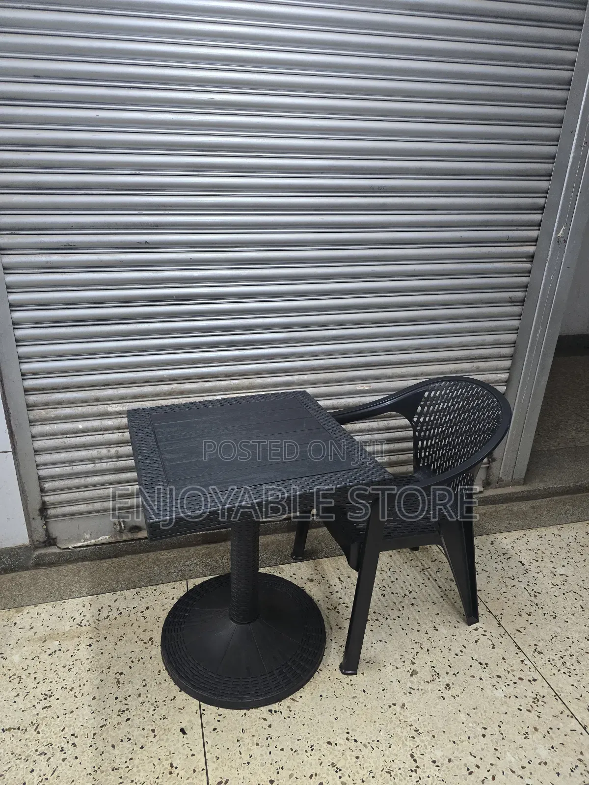 Reading Plastic Table and Chair