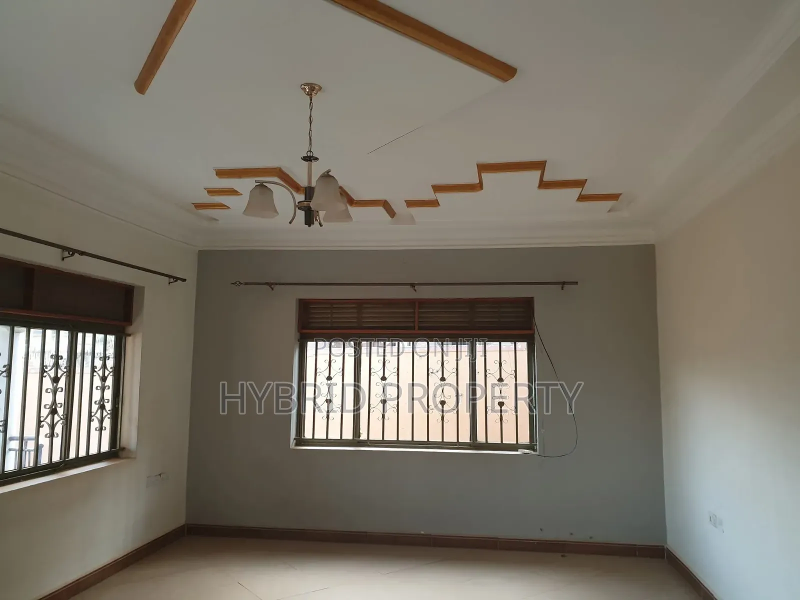 3bdrm House in Kakiri Gobero Along for sale
