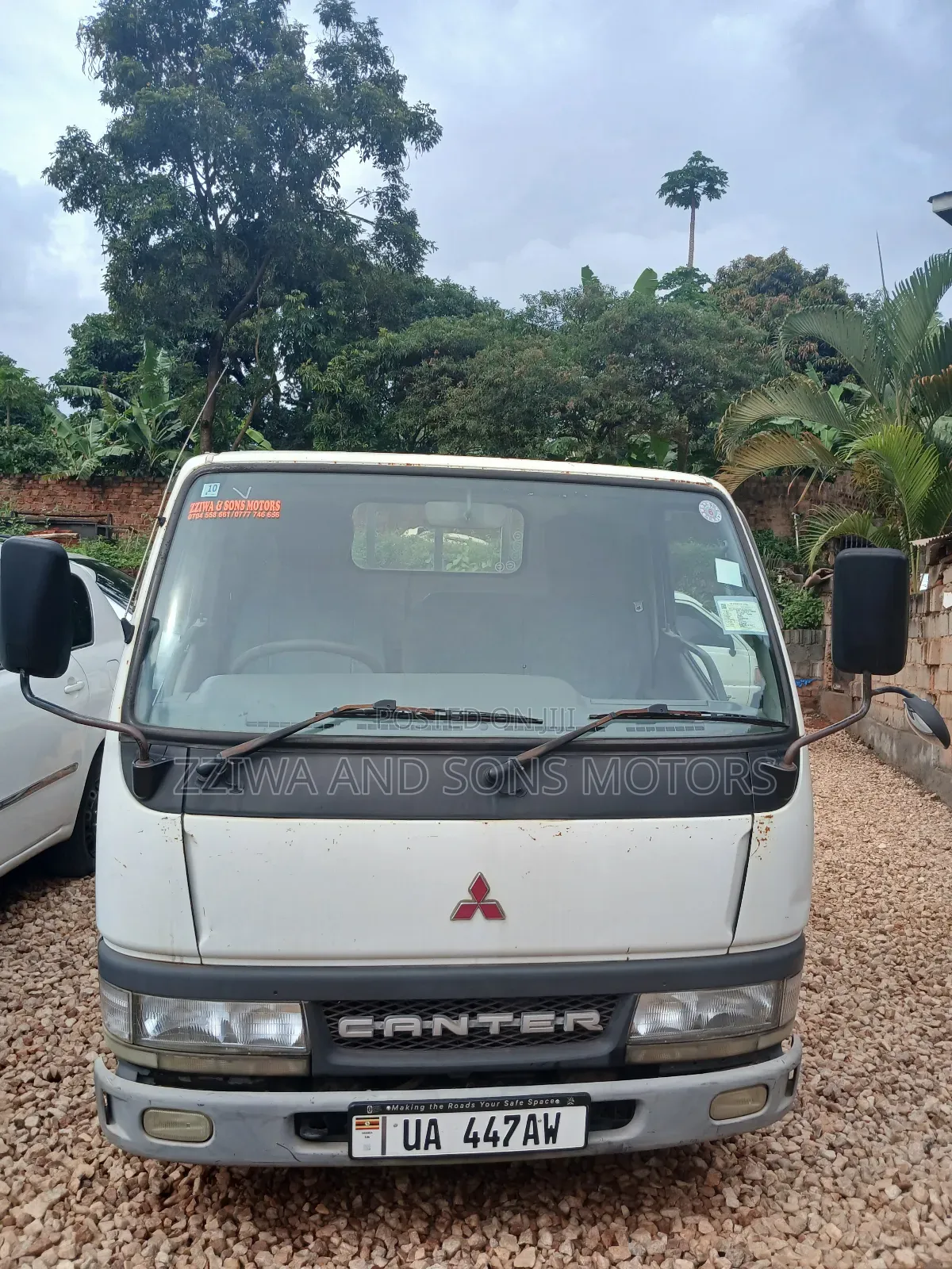 Mitsubishi Canter 2006 White