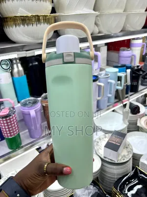 Portable Travel Vacuum Bottle