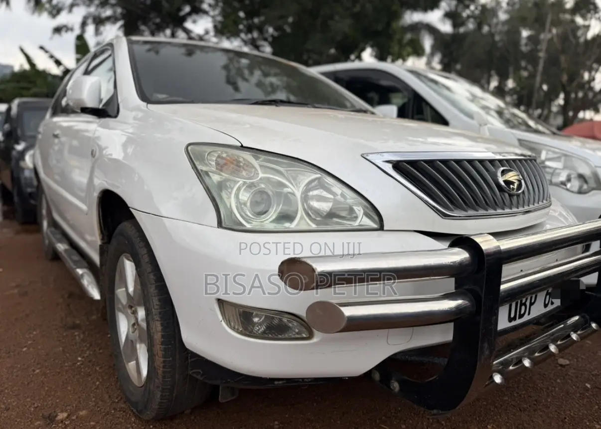 Toyota Harrier 2010 White