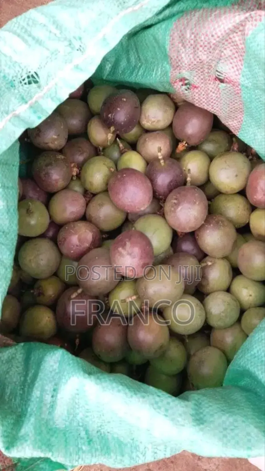 Fresh Passion Fruits