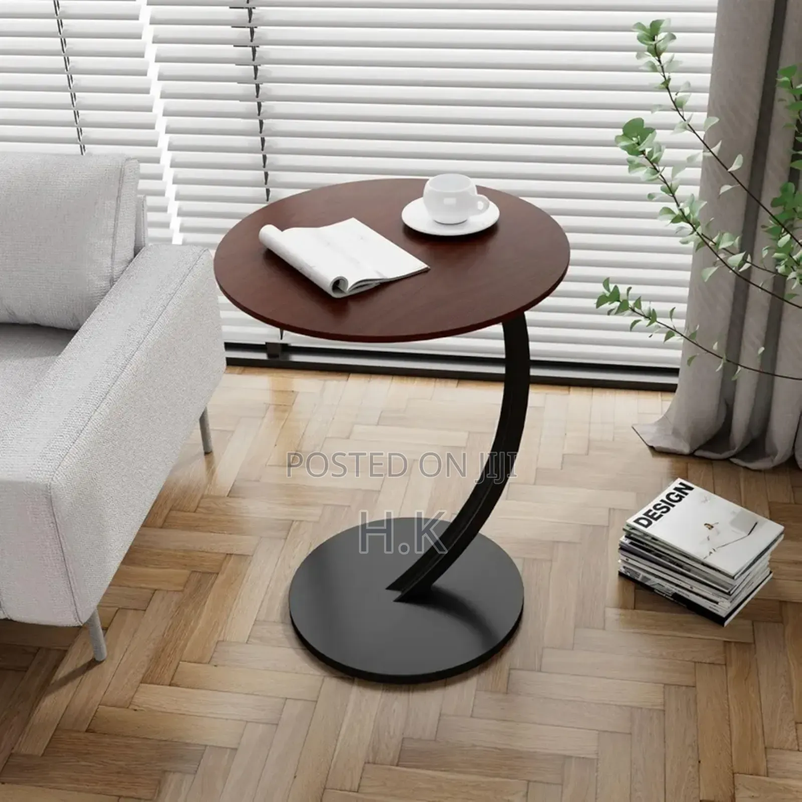 Round Side Table