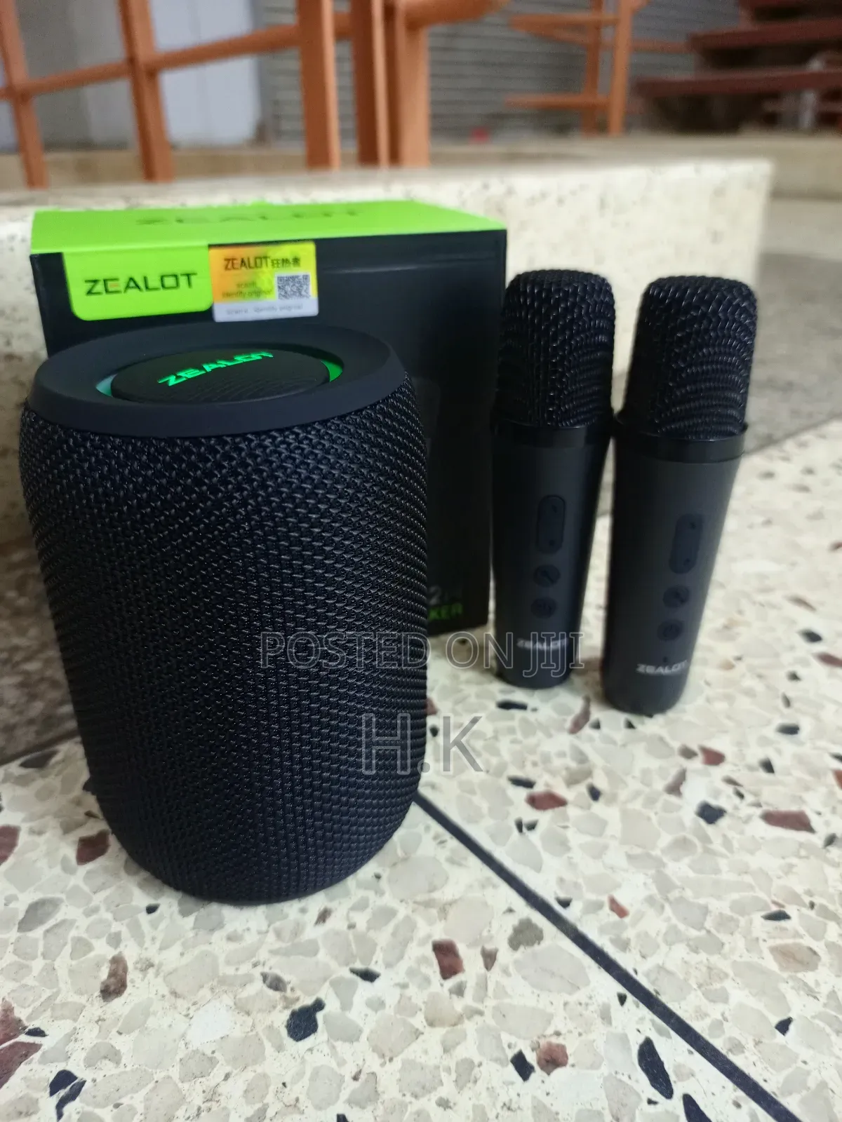 Zealot Portable Wireless Bluetooth Speaker.