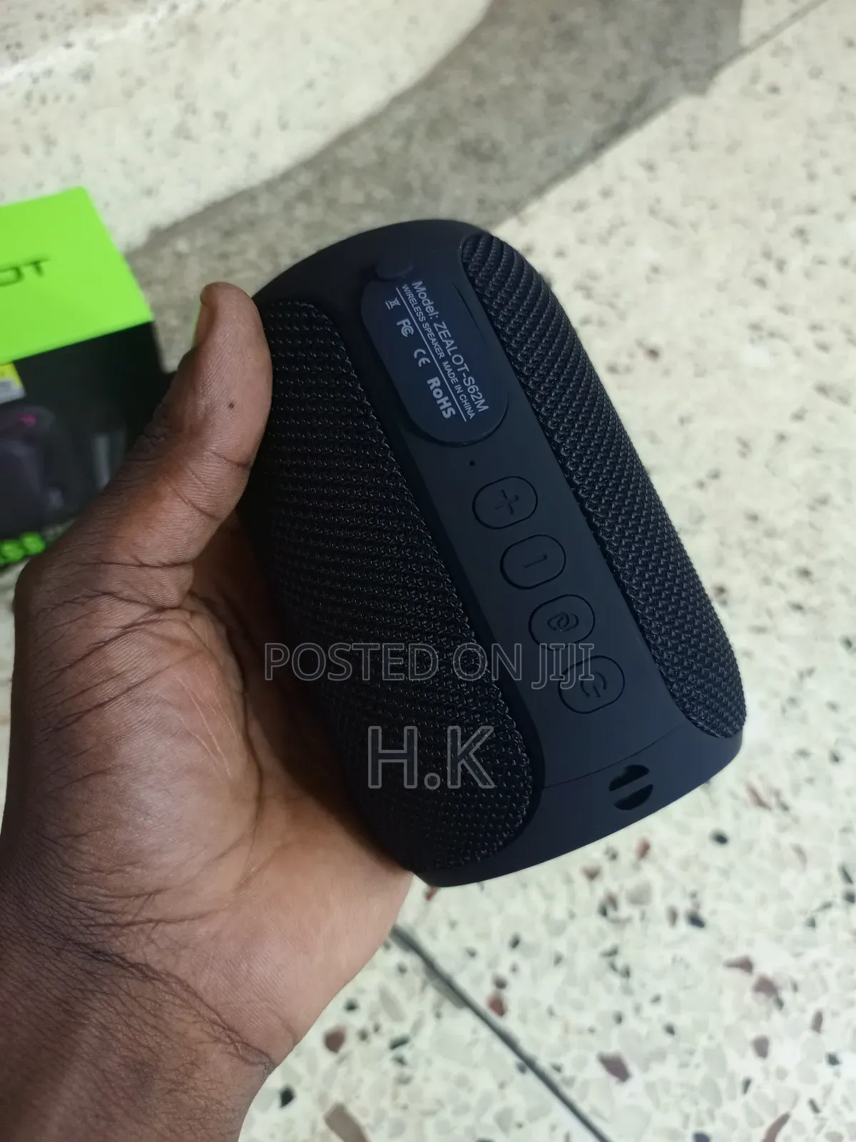 Zealot Portable Wireless Bluetooth Speaker.