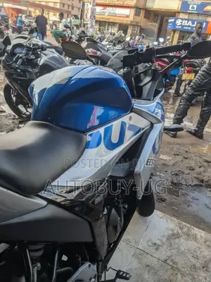 New Suzuki Sport 2021 Blue