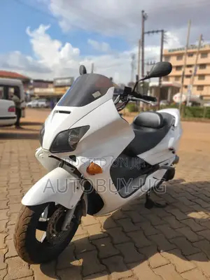 Honda Forza 2017 White