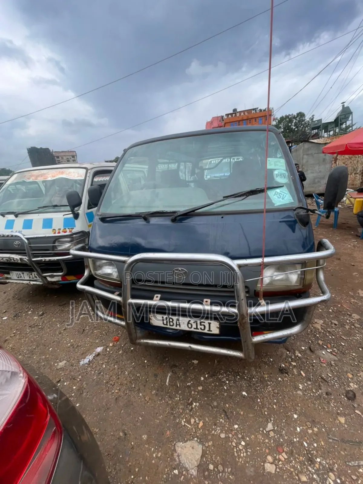 Toyota HiAce 1992 Blue