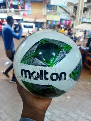 Molten F5a5000 Football.