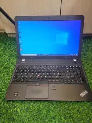 Laptop Lenovo ThinkPad Edge E550 4GB Intel Core I3 HDD 500GB