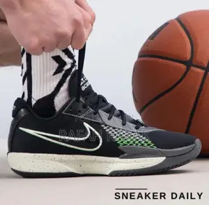 Original Nike Air Zoom G.T. Cut Academy Basketball Shoes