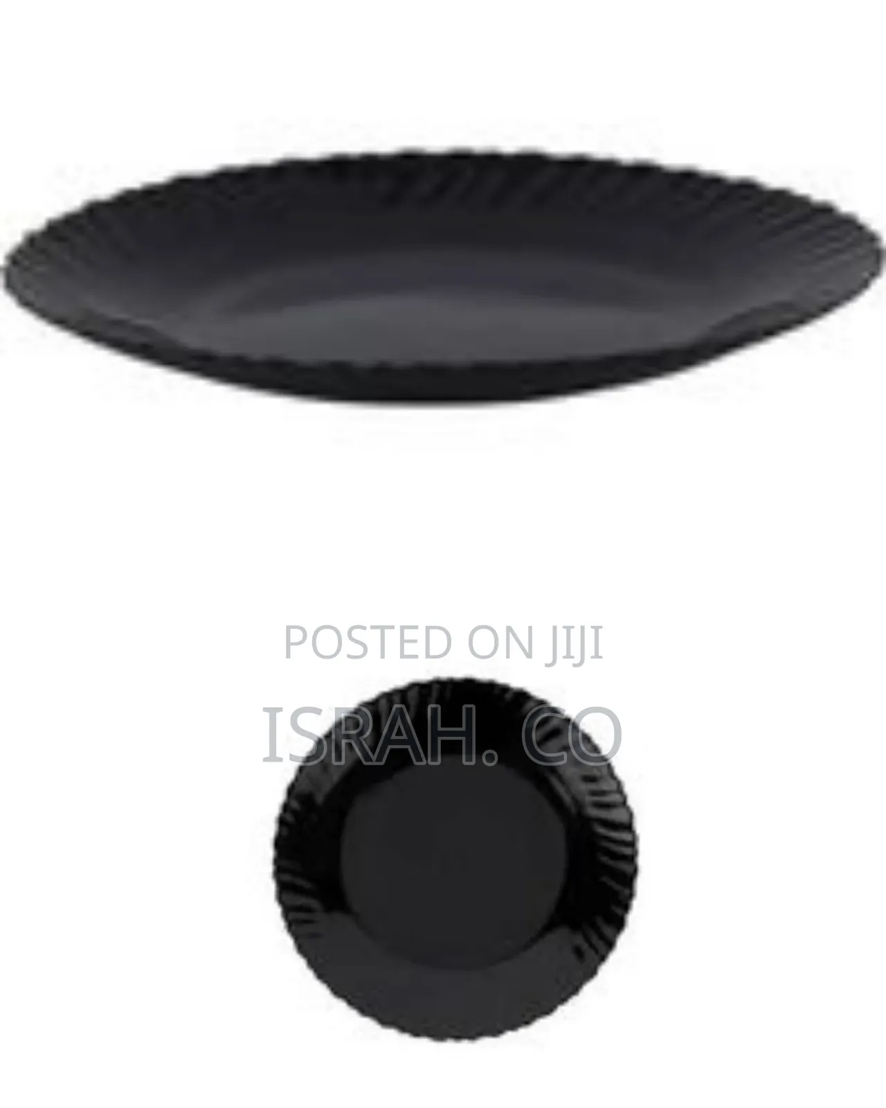 6 Piece Set of Porcelain Dinner Plates With a Wavy Edge