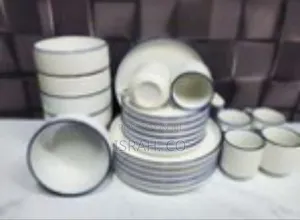 24 Pieces Ceramic Dinnerware Set